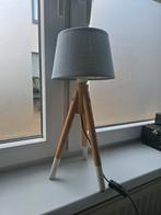 Tafellamp driepoot, Huis en Inrichting, Lampen | Tafellampen, Ophalen of Verzenden, 50 tot 75 cm