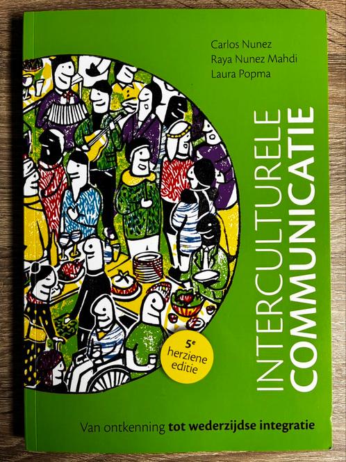 C. Nunez - Interculturele communicatie, Boeken, Wetenschap, Zo goed als nieuw, Sociale wetenschap, Ophalen of Verzenden