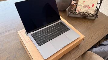 Macbook Pro 14 inch M1 chip 512GB 16GB ram  beschikbaar voor biedingen