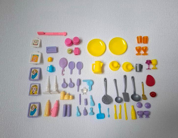 Vintage: Barbie lot, Verzamelen, Poppen, Zo goed als nieuw, Accessoires, Ophalen of Verzenden