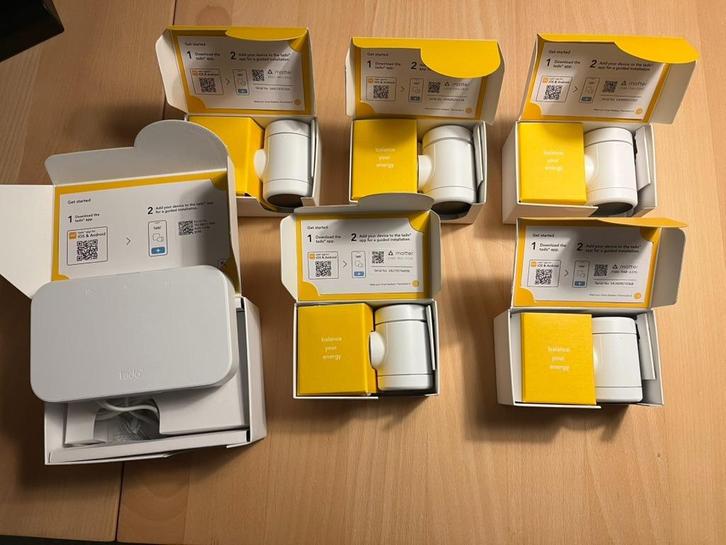 Tado X receiver + 5 radiatorknoppen, Doe-het-zelf en Verbouw, Thermostaten, Zo goed als nieuw, Slimme thermostaat, Ophalen of Verzenden