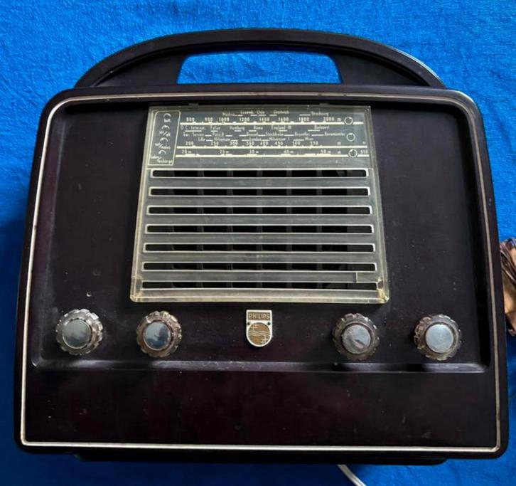 Vintage Philips draagbare radio 1952/1953, Antiek en Kunst, Antiek | Tv's en Audio, Ophalen of Verzenden