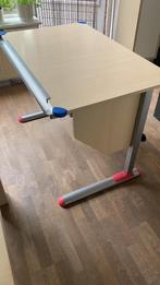 (Tiener)bureau 110x72 in hoogte verstelbaar van 60 tot 76, Huis en Inrichting, Bureaus, Ophalen, In hoogte verstelbaar, Zo goed als nieuw