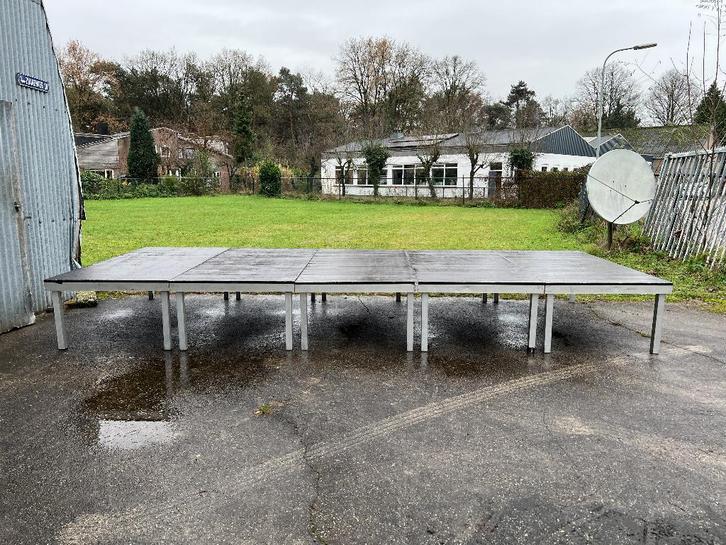 5x professionele podiumdelen met insteekpoten afm 100x200cm, Hobby en Vrije tijd, Feestartikelen | Verhuur, Gebruikt, Overige