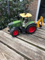 Bruder Fendt trekker met graver, Hobby en Vrije tijd, Modelauto's | 1:32, Ophalen, Zo goed als nieuw, Tractor of Landbouw, Overige merken