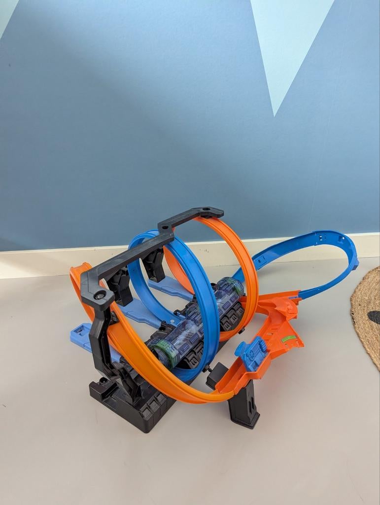 Hot Wheels Corkscrew Crash Racebaan, Kinderen en Baby's, Speelgoed | Racebanen, Ophalen, Hot Wheels, Elektrisch, Met looping