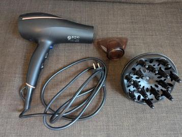 Blokker Föhn beschikbaar voor biedingen