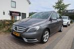 Mercedes B-klasse 180 Aut f-1 NAVIGATIE|TREKHAAK|LEDER|1E EI, 65 €/maand, 1325 kg, Gebruikt, 4 cilinders