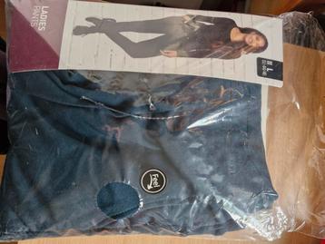 Nieuwe broek - Maat L beschikbaar voor biedingen
