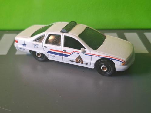 Matchbox 32 - 1994 Chevrolet Caprice Classic RCMP Police, Hobby en Vrije tijd, Modelauto's | Overige schalen, Gebruikt, Auto, Ophalen of Verzenden
