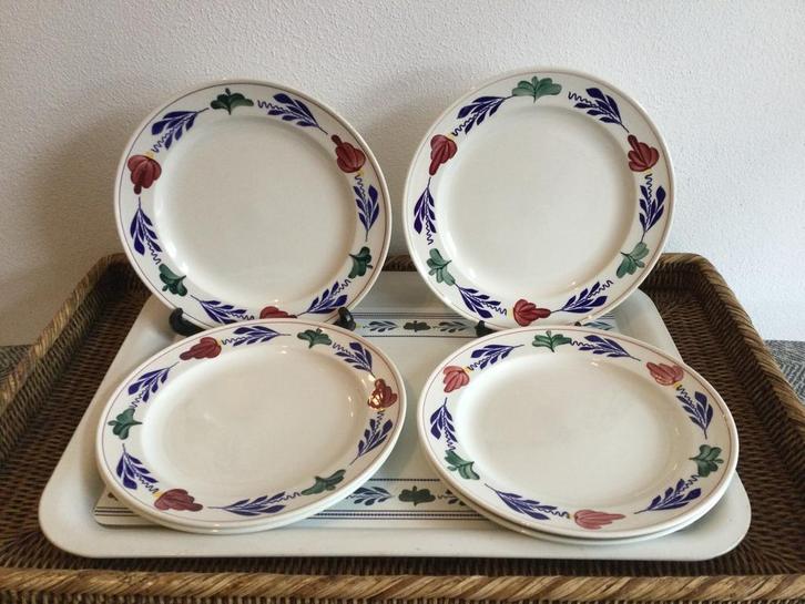 Boerenbont Boch België (Diner bord), Huis en Inrichting, Keuken | Servies, Ophalen of Verzenden