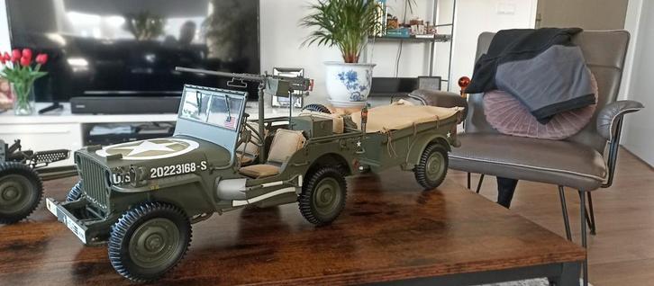 Willys Jeep 1:8 Hachette - Compleet met documentatie!, Hobby en Vrije tijd, Modelbouw | Auto's en Voertuigen, Nieuw, Auto, 1:32 tot 1:50