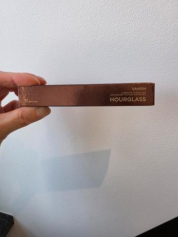 Hourglass Vanish Concealer - Suède - Nieuw beschikbaar voor biedingen