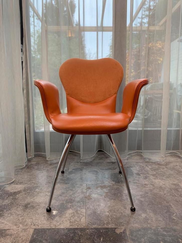 4 prachtige Leolux eetkamerstoelen oranje  leer / alcantara, Huis en Inrichting, Stoelen, Gebruikt, Vier, Leer, Metaal, Stof, Overige kleuren