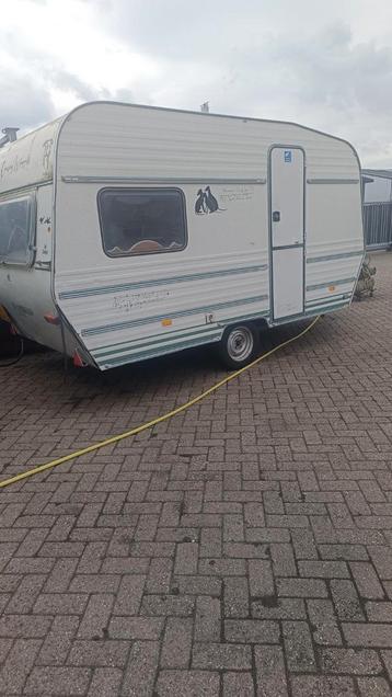 Caravan voor bouw of keet beschikbaar voor biedingen