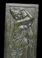 Antiek 19e eeuwse Bronzen Plaquettemet vrouw figuren, Antiek en Kunst, Antiek | Koper en Brons, Verzenden