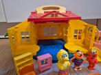 Sesamstraat huis met neef jan, ernie en elmo, Kinderen en Baby's, Speelgoed | Fisher-Price, Ophalen of Verzenden, Speelset
