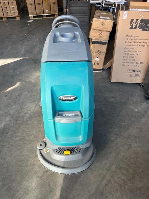 Tennant Schrob-/Zuigmachine T300, Doe-het-zelf en Verbouw, Reinigingsmachines, Zo goed als nieuw, Schrobmachine, Ophalen