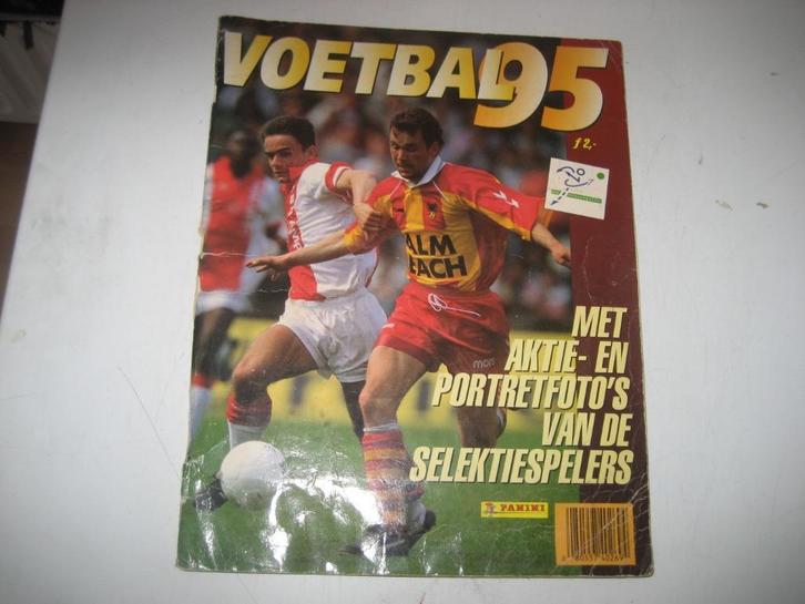 panini voetbal album 1995 met plaatjes, Hobby en Vrije tijd, Stickers en Plaatjes, Gebruikt, Meerdere plaatjes, Ophalen of Verzenden