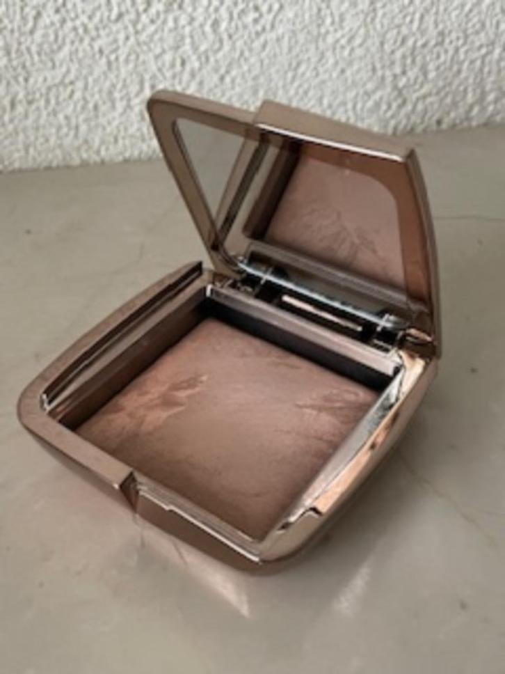 Hourglass AMBIENT Lighting Bronzer: Radiant Bronze Light, Sieraden, Tassen en Uiterlijk, Uiterlijk | Cosmetica en Make-up, Zo goed als nieuw