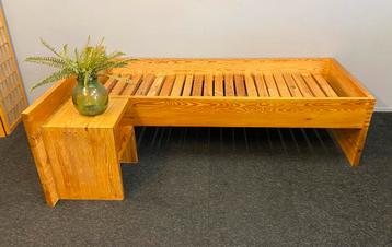 Vintage Ate van Apeldoorn bed Houtwerk Hattem 70’s daybed beschikbaar voor biedingen