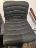 2 barkrukken met trompet voeten ., Huis en Inrichting, Barkrukken, Ophalen, Gebruikt, 60 tot 90 cm, In hoogte verstelbaar