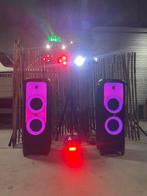 Te huur: 2x JBL 1000 partybox met verlichting (rook/laser/), Ophalen of Verzenden