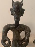 Steengoed Tempelwachter Beeld, Ophalen