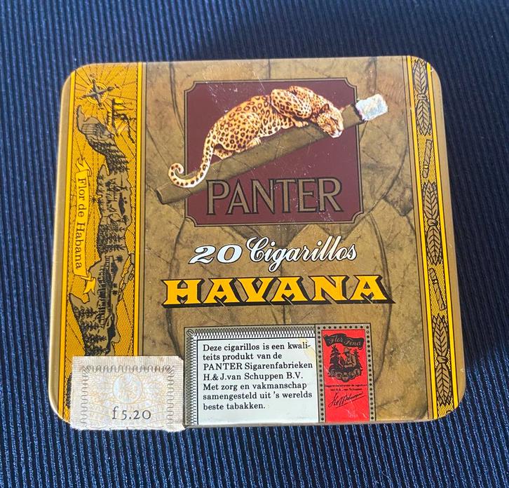 Blikje van Panter Havana. Afm. 9x8,5x1,5 cm., Verzamelen, Rookartikelen, Aanstekers en Luciferdoosjes, Gebruikt, Tabaksdoos of Verpakking