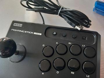 Hori PS3/PS4/PS5 Fighter Stick beschikbaar voor biedingen