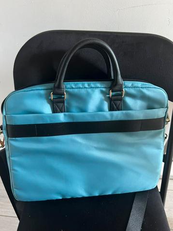Laptoptas beschikbaar voor biedingen