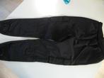 Nike trainingsbroeken. Maat 147 - 158, Broek, Jongen of Meisje, Ophalen of Verzenden, Zo goed als nieuw