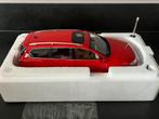 volkswagen Passat r36 1:18 nzg rood. Exclusief 199 stuks, Hobby en Vrije tijd, Modelauto's | 1:18, Ophalen of Verzenden, Nieuw