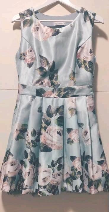 Prachtige zomerjurk voor alle gelegenheden, Kleding | Dames, Jurken, Zo goed als nieuw, Maat 38/40 (M), Knielengte, Ophalen of Verzenden