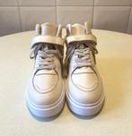 Nieuwe Shoeby dames hoge sneakers leer beige maat 41, Beige, Nieuw, Ophalen of Verzenden, Sneakers of Gympen