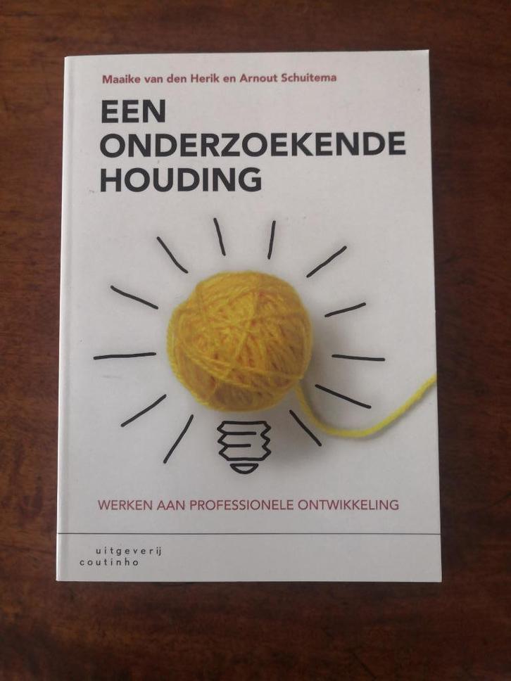 Een onderzoekende houding - Werken aan professionele ontwikk, Boeken, Studieboeken en Cursussen, Nieuw, HBO, Alpha, Ophalen of Verzenden