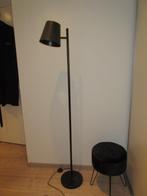 mooie staande schemerlamp, Huis en Inrichting, Lampen | Vloerlampen, Ophalen, Zo goed als nieuw, 150 tot 200 cm