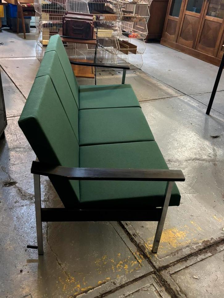 Vintage Gispen bank, Huis en Inrichting, Banken | Bankstellen, Zo goed als nieuw, Rechte bank, Driepersoons, 75 tot 100 cm, Hout