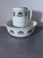 Antiek wastafelstel met kan en waskom, Ophalen