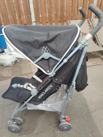 WEINIG GEBRUIKT. Maclaren buggy, kinderwagen beschikbaar voor biedingen