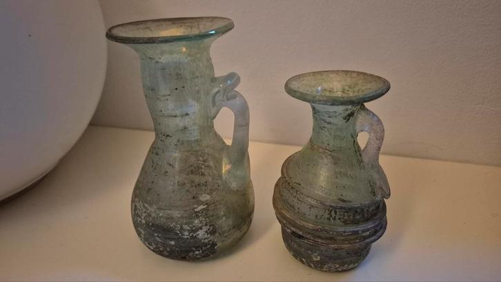 2 oude flesjes Romeins glas flesje bodemvondst, Antiek en Kunst, Antiek | Glas en Kristal, Ophalen of Verzenden