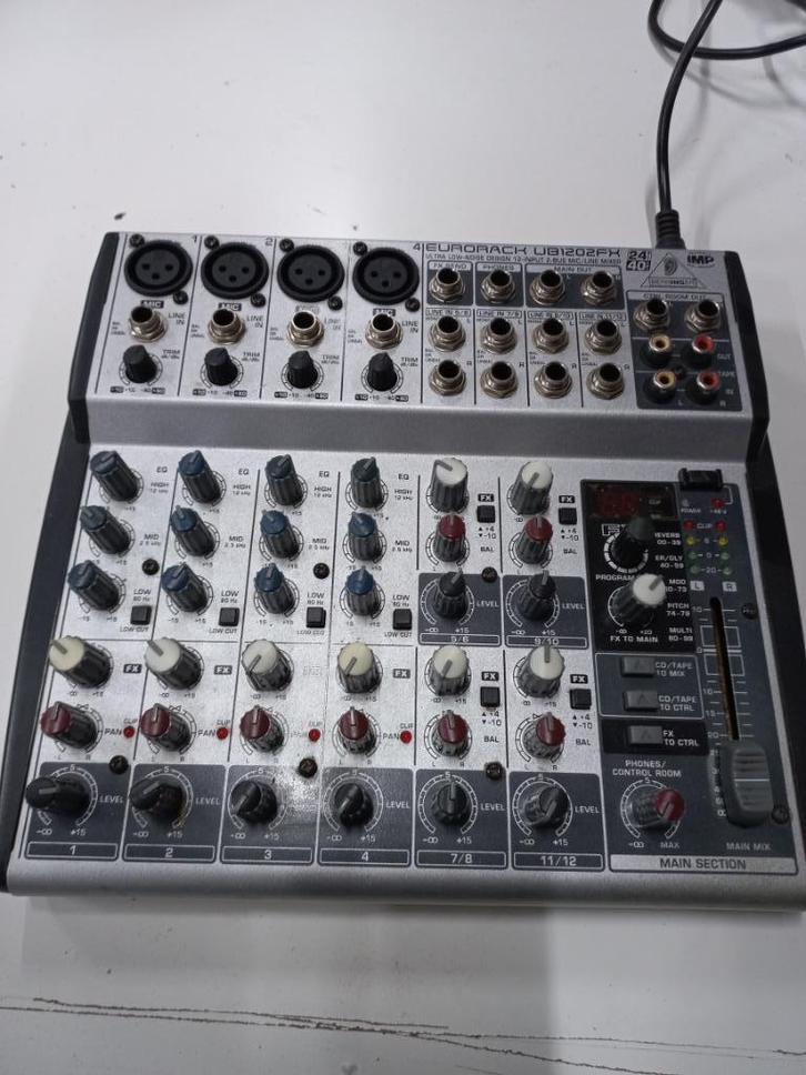 Eurorackmengpaneel UB1202FX met effecten, Muziek en Instrumenten, Mengpanelen, Gebruikt, 10 tot 20 kanalen, Microfooningang, Ophalen of Verzenden