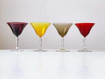 4x Vintage glas champagne cocktail glazen retro beschikbaar voor biedingen