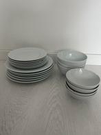 IKEA servies, Ophalen of Verzenden, Gebruikt, Effen, Compleet servies