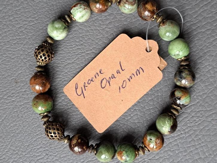 893 edelsteen armband groene Opaal 10mm, Sieraden, Tassen en Uiterlijk, Armbanden, Nieuw, Elastiek, Overige kleuren, Met edelsteen