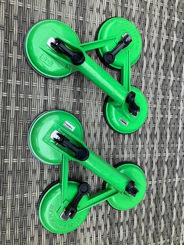 Set glasdragers met 3 zuignappen beschikbaar voor biedingen