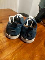 Twee paar Uggs., Kleding | Dames, Schoenen, Ophalen, UGG, Overige kleuren, Sneakers of Gympen