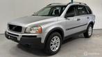 Volvo XC90 2.5 T Momentum 7-ZITPLAATSEN/LEER/XENON, Gebruikt, 1991 kg, Parkeersensor, 7 stoelen