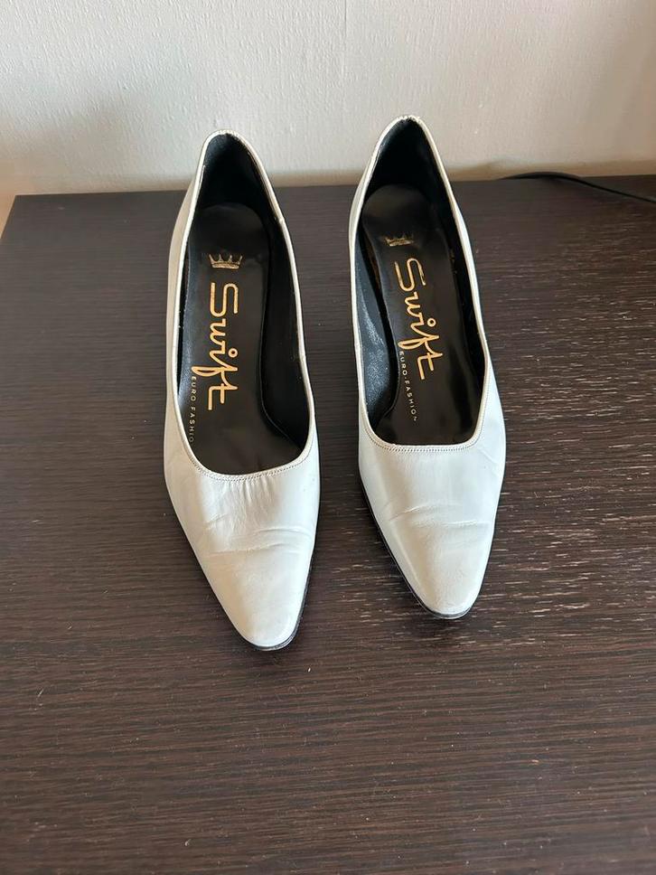 Vintage Witte Trouwschoenen, Kleding | Dames, Schoenen, Gedragen, Pumps, Wit, Ophalen of Verzenden