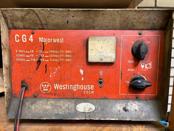 Vintage Westinghouse Acculader - CG4 Majorwest, Auto-onderdelen, Accu's en Toebehoren, Oldtimer onderdelen, Gebruikt, Ophalen of Verzenden